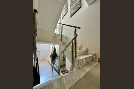 Casa de condomínio à venda com 370m², 4 quartos e 2 vagasFoto 12