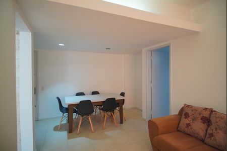 Sala de apartamento para alugar com 2 quartos, 100m² em Independência, Porto Alegre