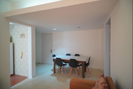 Sala de apartamento para alugar com 2 quartos, 100m² em Independência, Porto Alegre