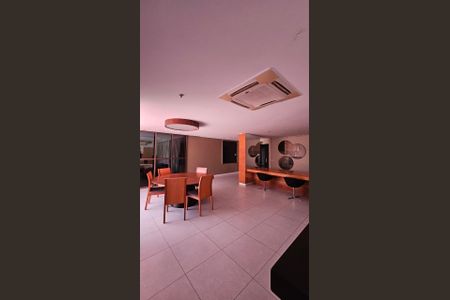 Apartamento à venda com 85m², 2 quartos e 1 vaga Apartamento à venda com 85m², 2 quartos e 1 vagaÁrea comum