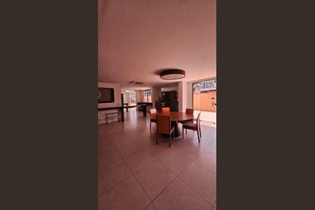 Apartamento à venda com 85m², 2 quartos e 1 vaga Apartamento à venda com 85m², 2 quartos e 1 vagaÁrea comum