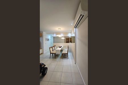 Sala de apartamento à venda com 2 quartos, 85m² em Santa Rosa, Niterói