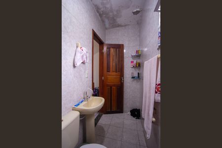 Casa para alugar com 250m², 3 quartos e 1 vagaBanheiro da Suíte 2