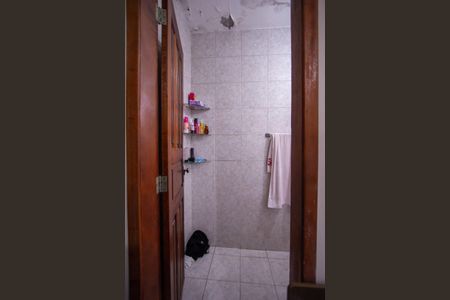 Casa para alugar com 250m², 3 quartos e 1 vagaBanheiro da Suíte 2