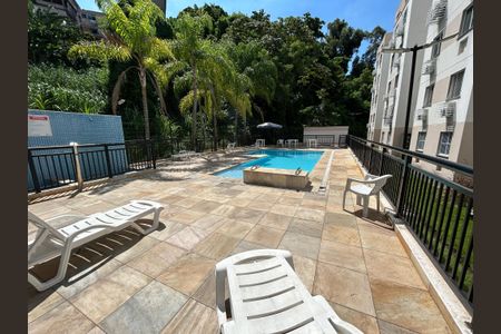 Apartamento à venda com 44m², 2 quartos e sem vagaÁrea comum - Piscina