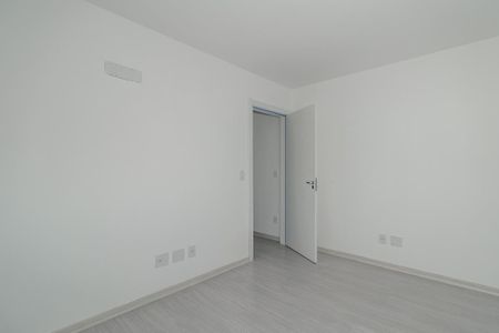 Quarto de apartamento para alugar com 2 quartos, 74m² em Santa Cecília, Porto Alegre