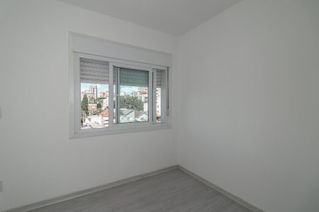 Quarto 2 de apartamento para alugar com 2 quartos, 74m² em Santa Cecília, Porto Alegre