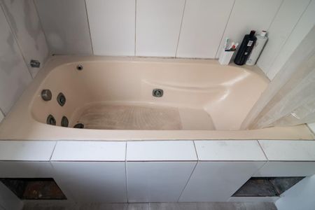 Apartamento à venda com 138m², 2 quartos e sem vaga