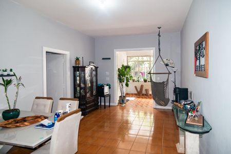 Apartamento à venda com 138m², 2 quartos e sem vaga