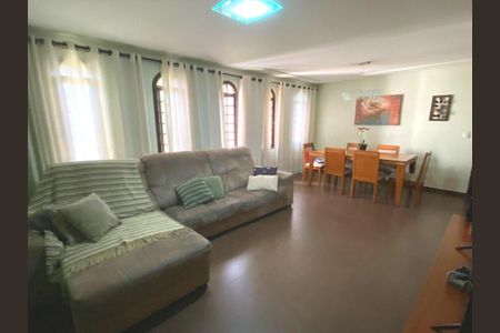 Casa à venda com 3 quartos, 226m² em Jardim Paraiso, Santo André