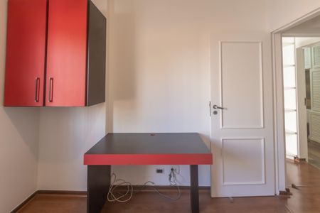 Apartamento para alugar com 100m², 4 quartos e 2 vagas Apartamento para alugar com 100m², 4 quartos e 2 vagasQuarto 2