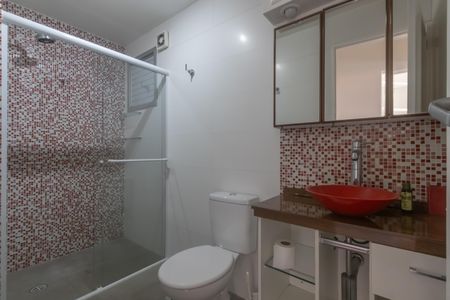 Apartamento para alugar com 100m², 4 quartos e 2 vagas Apartamento para alugar com 100m², 4 quartos e 2 vagasBanheiro Corredor