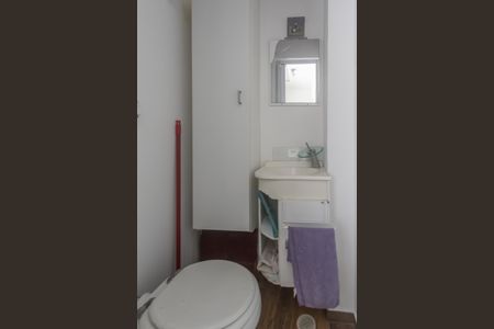 Apartamento para alugar com 100m², 4 quartos e 2 vagas Apartamento para alugar com 100m², 4 quartos e 2 vagasBanheiro de serviço