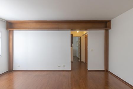 Apartamento para alugar com 100m², 4 quartos e 2 vagas Apartamento para alugar com 100m², 4 quartos e 2 vagasSala