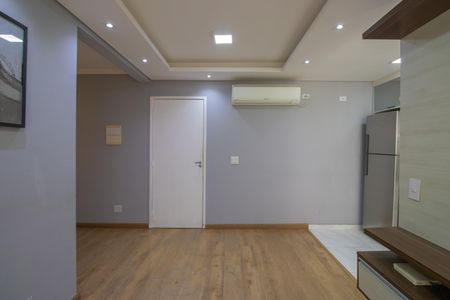 Sala de apartamento para alugar com 2 quartos, 59m² em Jardim Colibri, Cotia
