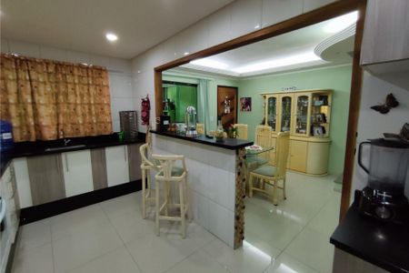 Casa à venda com 2 quartos, 65m² em Vila Euthalia, São Paulo