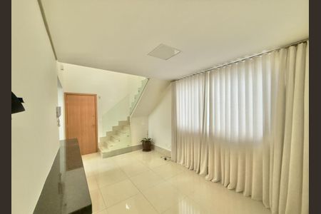 Apartamento para alugar com 2 quartos, 120m² em Santo Antônio, Belo Horizonte