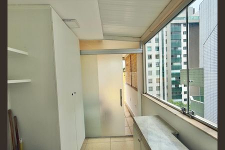 Apartamento para alugar com 2 quartos, 120m² em Santo Antônio, Belo Horizonte