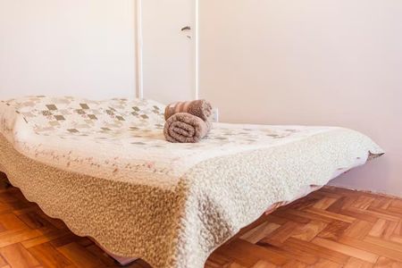 Quarto de apartamento para alugar com 2 quartos, 85m² em Catete, Rio de Janeiro