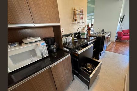 Apartamento para alugar com 85m², 2 quartos e sem vaga Apartamento para alugar com 85m², 2 quartos e sem vagaCozinha