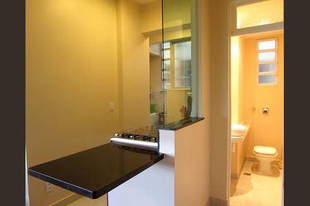 Apartamento para alugar com 85m², 2 quartos e sem vaga Apartamento para alugar com 85m², 2 quartos e sem vagaCozinha