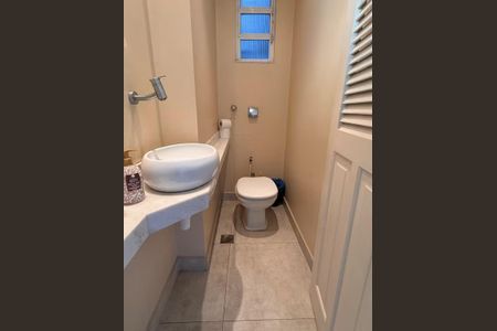 Apartamento para alugar com 85m², 2 quartos e sem vaga Apartamento para alugar com 85m², 2 quartos e sem vagaBanheiro