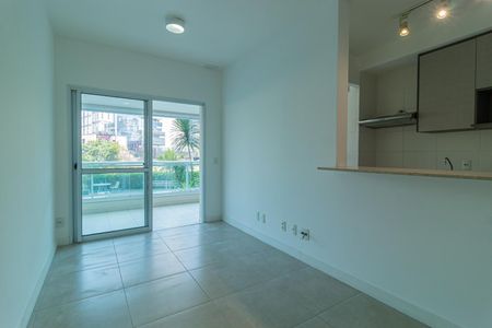 02sala004.jpg de apartamento à venda com 2 quartos, 70m² em Pinheiros, São Paulo