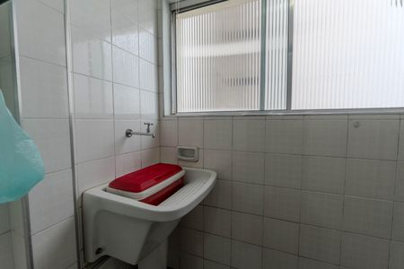 Apartamento à venda com 43m², 1 quarto e 1 vaga Apartamento à venda com 43m², 1 quarto e 1 vagaÁrea de Serviço