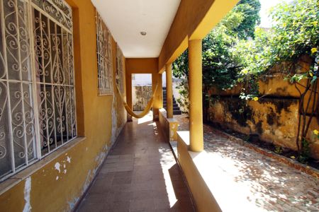 Casa à venda com 110m², 4 quartos e 3 vagasVaranda