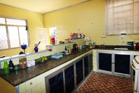 Casa à venda com 110m², 4 quartos e 3 vagasCozinha