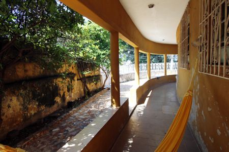 Casa à venda com 110m², 4 quartos e 3 vagasVaranda