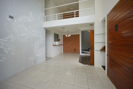 Casa para alugar com 150m², 2 quartos e 2 vagas Casa para alugar com 150m², 2 quartos e 2 vagasSala