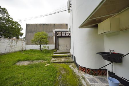 Casa para alugar com 150m², 2 quartos e 2 vagas Casa para alugar com 150m², 2 quartos e 2 vagasPatio