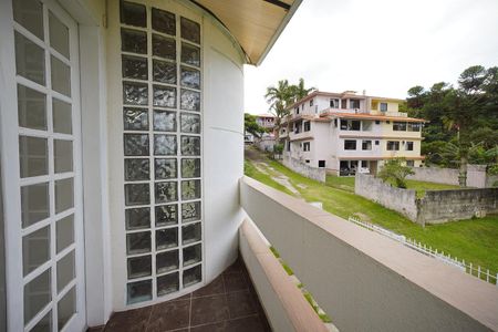 Casa para alugar com 150m², 2 quartos e 2 vagas Casa para alugar com 150m², 2 quartos e 2 vagasVaranda