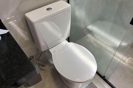 Apartamento para alugar com 55m², 2 quartos e sem vagaBanheiro