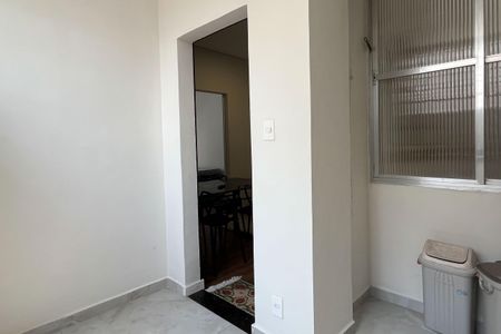 Apartamento para alugar com 55m², 2 quartos e sem vagaCozinha e Área de Serviço