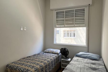 Quarto 1 de apartamento para alugar com 2 quartos, 55m² em Embaré, Santos