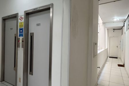 Apartamento para alugar com 55m², 2 quartos e sem vagaÁrea comum