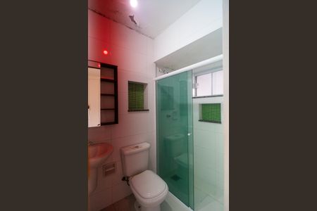 Casa para alugar com 180m², 3 quartos e 1 vaga Casa para alugar com 180m², 3 quartos e 1 vagaBanheiro da Suíte