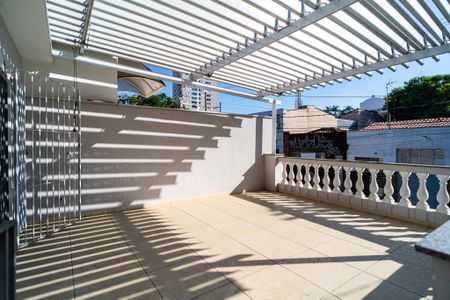 Casa para alugar com 180m², 3 quartos e 1 vaga Casa para alugar com 180m², 3 quartos e 1 vagaSacada