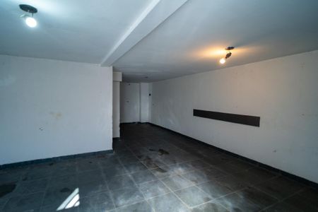 Casa para alugar com 180m², 3 quartos e 1 vaga Casa para alugar com 180m², 3 quartos e 1 vagaGaragem