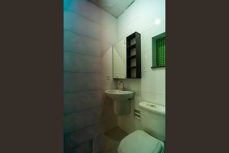 Casa para alugar com 180m², 3 quartos e 1 vaga Casa para alugar com 180m², 3 quartos e 1 vagaBanheiro da Suíte