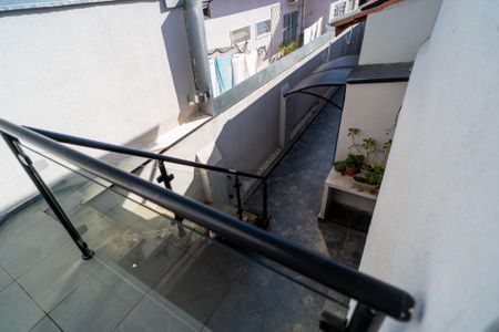 Casa para alugar com 180m², 3 quartos e 1 vaga Casa para alugar com 180m², 3 quartos e 1 vagaTerraço