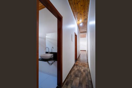 Casa para alugar com 180m², 3 quartos e 1 vaga Casa para alugar com 180m², 3 quartos e 1 vagaHall