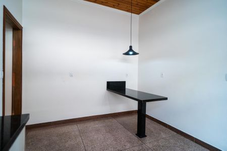 Casa para alugar com 180m², 3 quartos e 1 vaga Casa para alugar com 180m², 3 quartos e 1 vagaCozinha