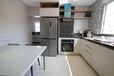 Casa para alugar com 90m², 3 quartos e 5 vagasCozinha