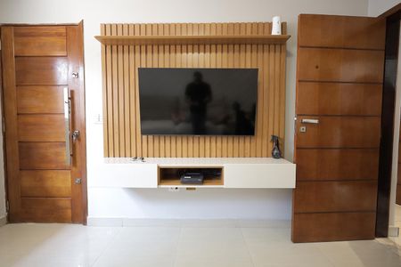 Casa para alugar com 90m², 3 quartos e 5 vagasSala