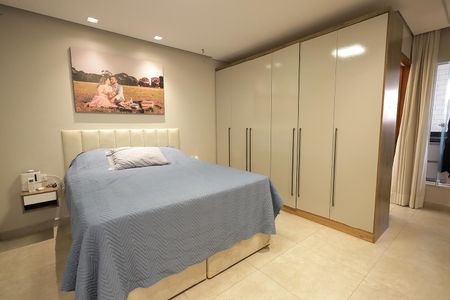 Casa para alugar com 90m², 3 quartos e 5 vagasQuarto Suíte