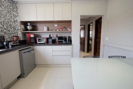 Casa para alugar com 90m², 3 quartos e 5 vagasCozinha