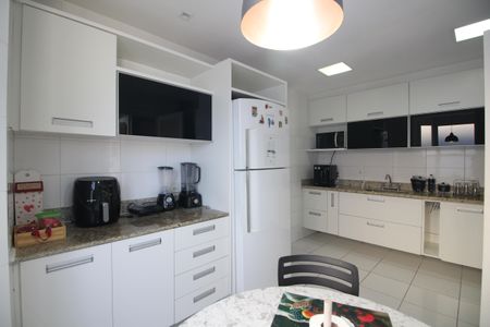 Casa de condomínio para alugar com 150m², 3 quartos e 3 vagasCozinha